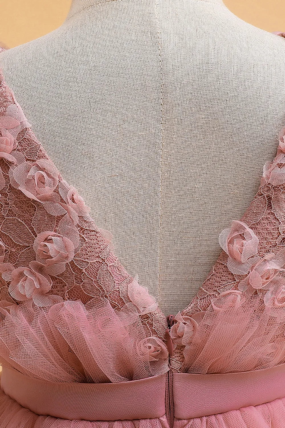 Abito bambina in tulle champagne con fiocco