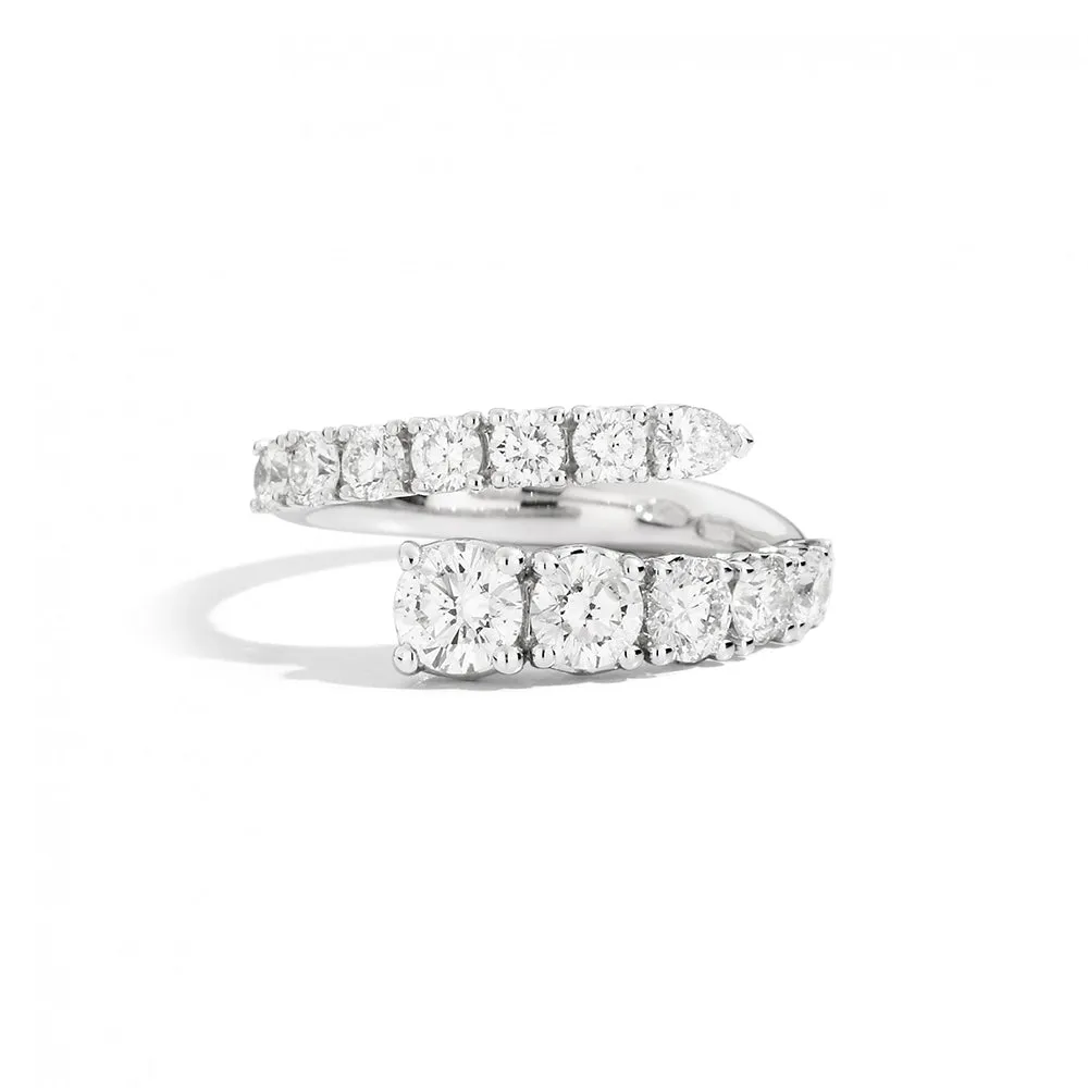 Anello Contrarié con Diamanti in Oro Bianco Anniversary Recarlo