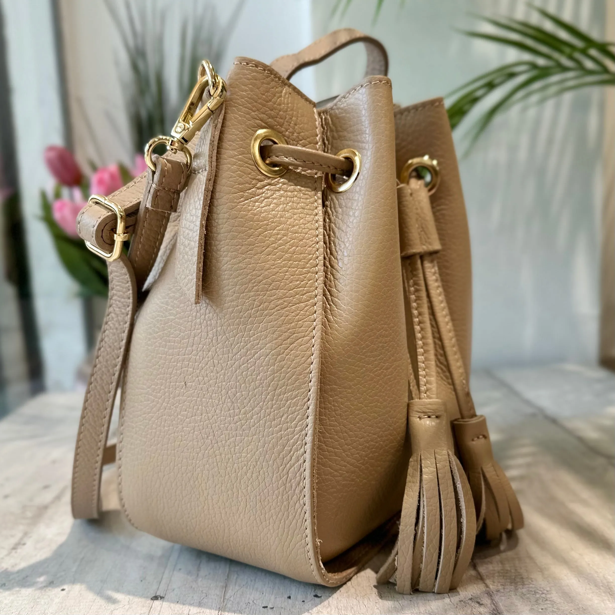 Borsa Secchiello Beige in Pelle Bottalata Nappine e Tracolla VERA PELLE