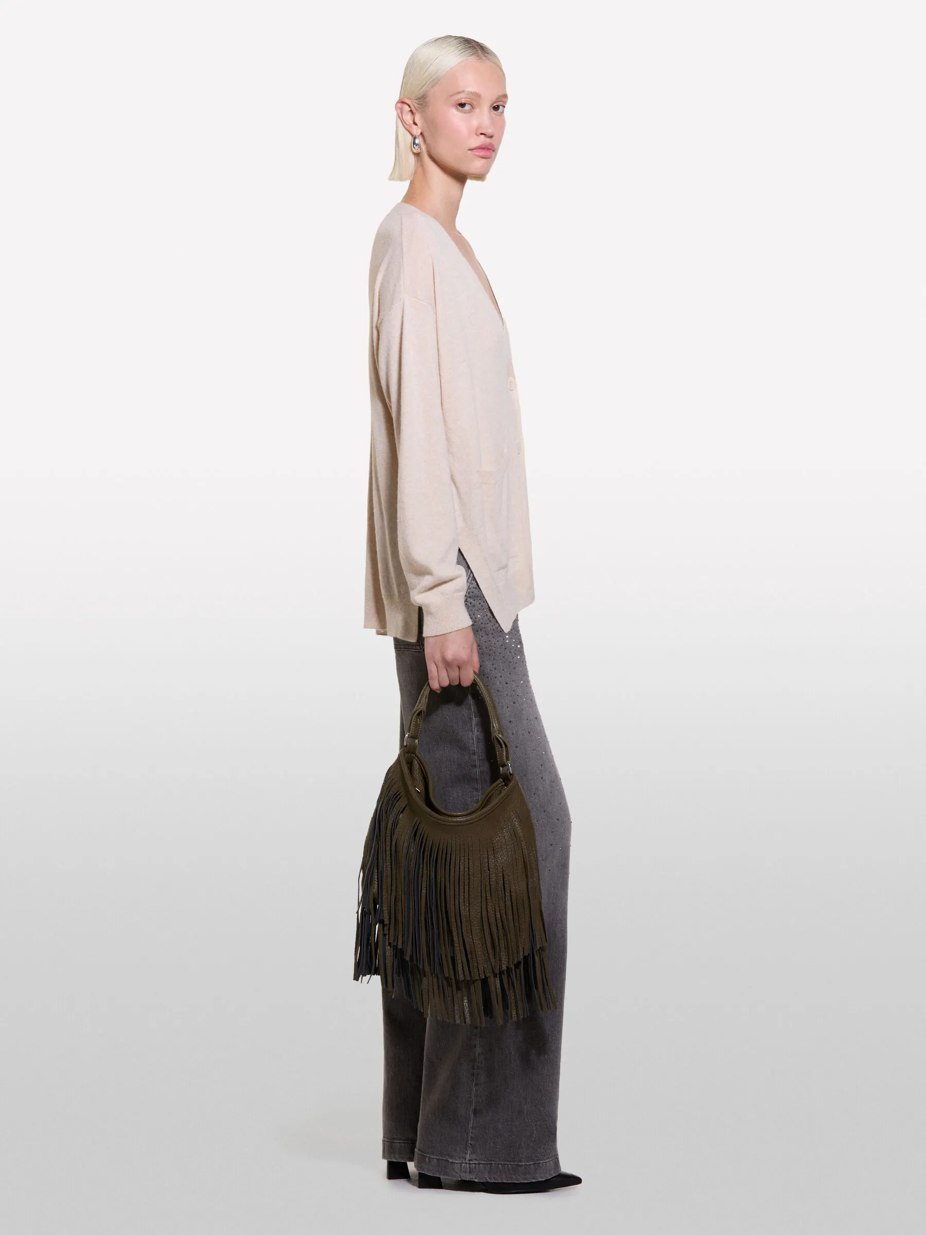 Cardigan beige con spacchi