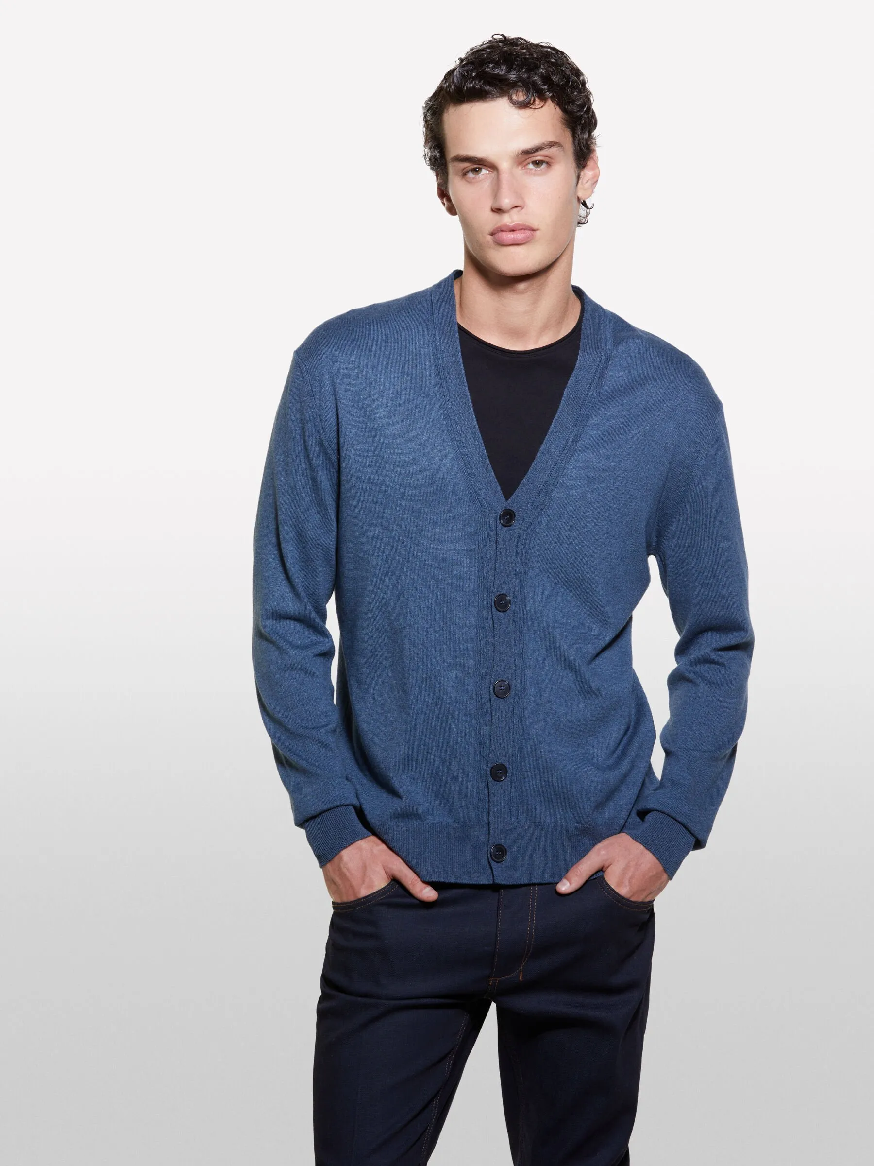 Cardigan blu scuro in maglia