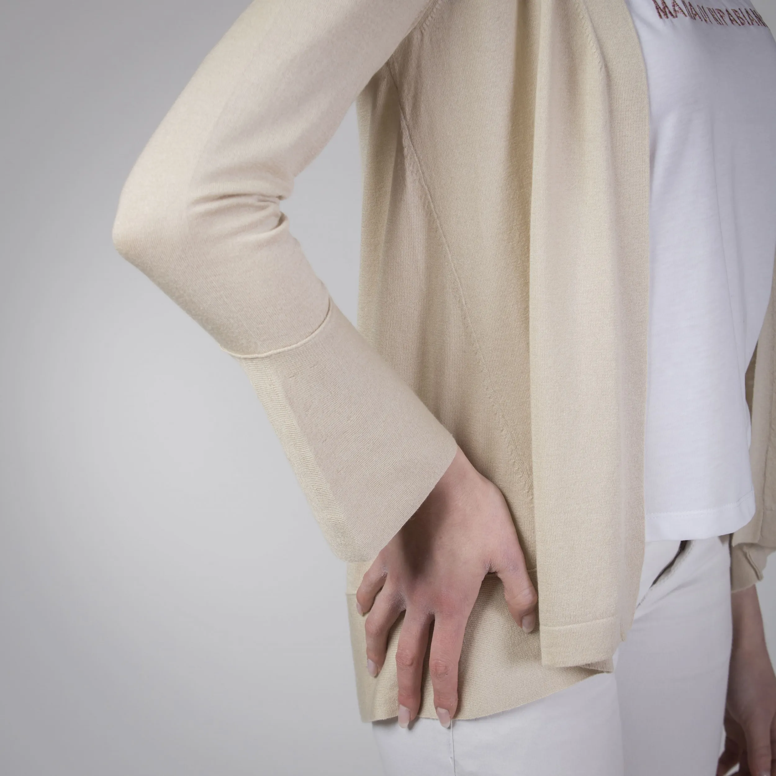Cardigan con manica ampia