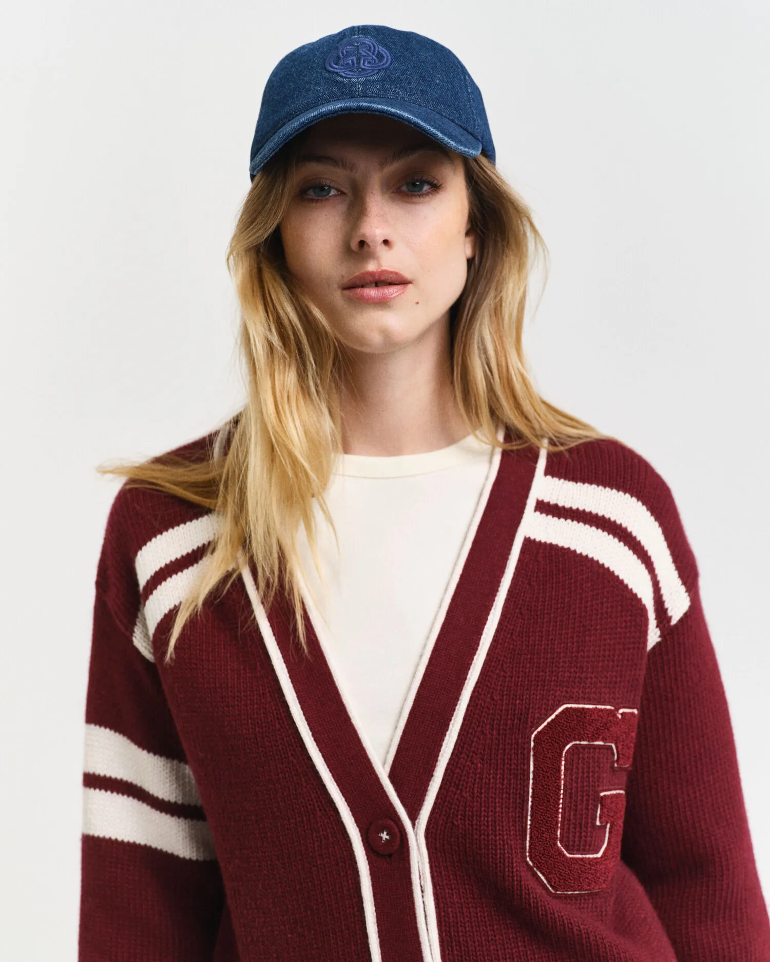 Cardigan GANT Varsity con scollo a V    