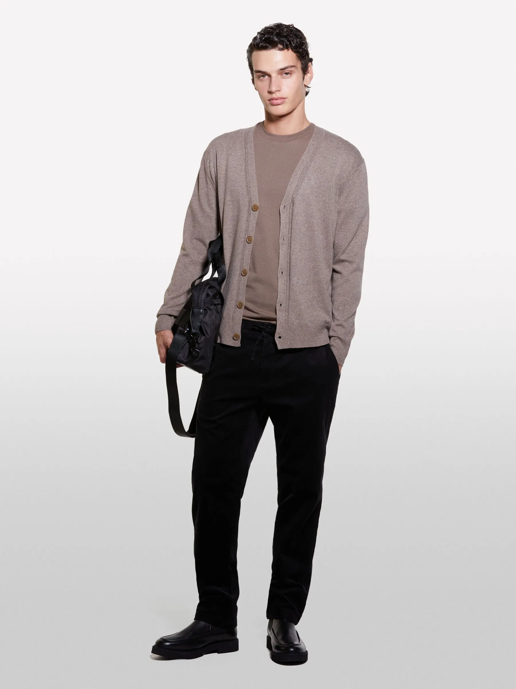 Cardigan marrone in maglia
