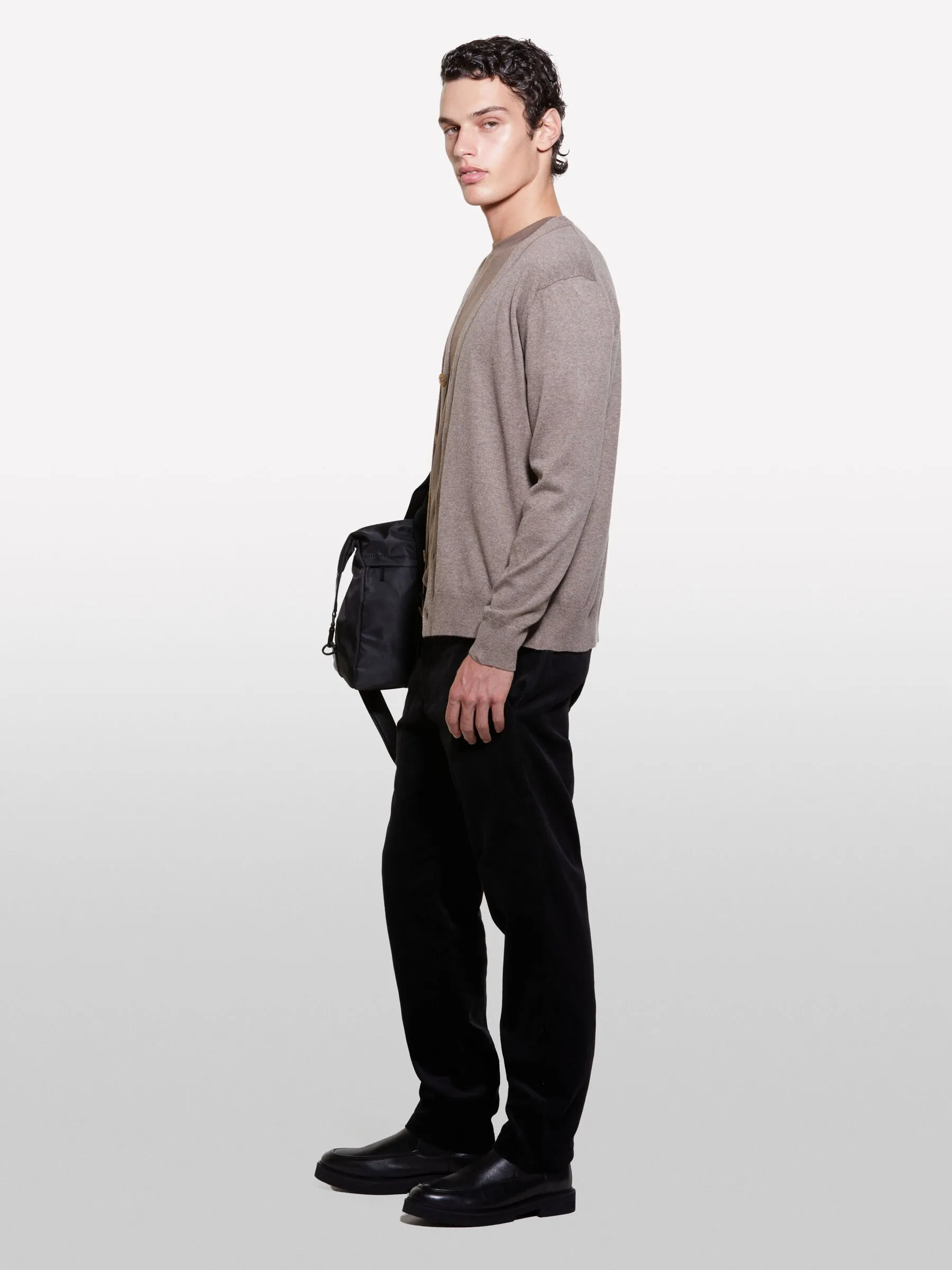 Cardigan marrone in maglia