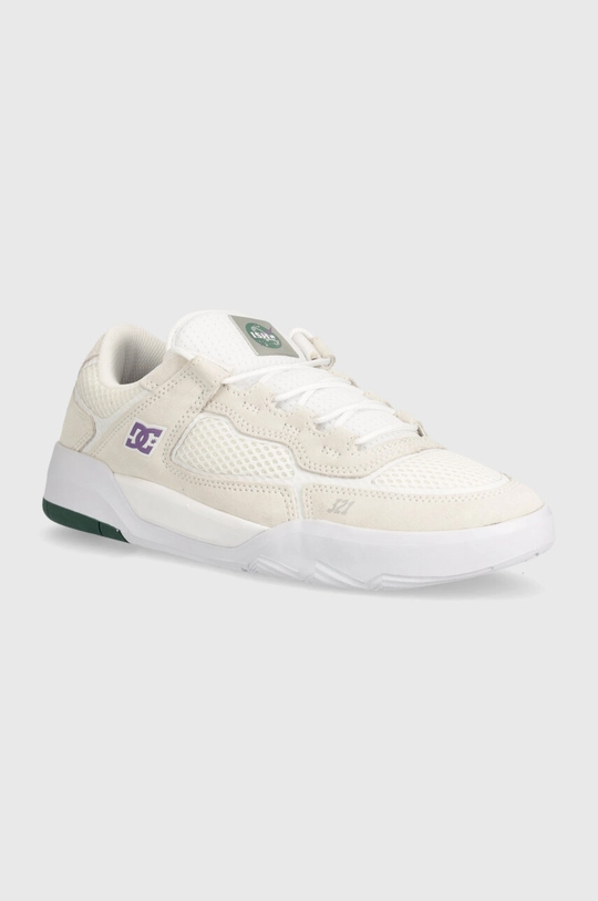 DC sneakers Metric