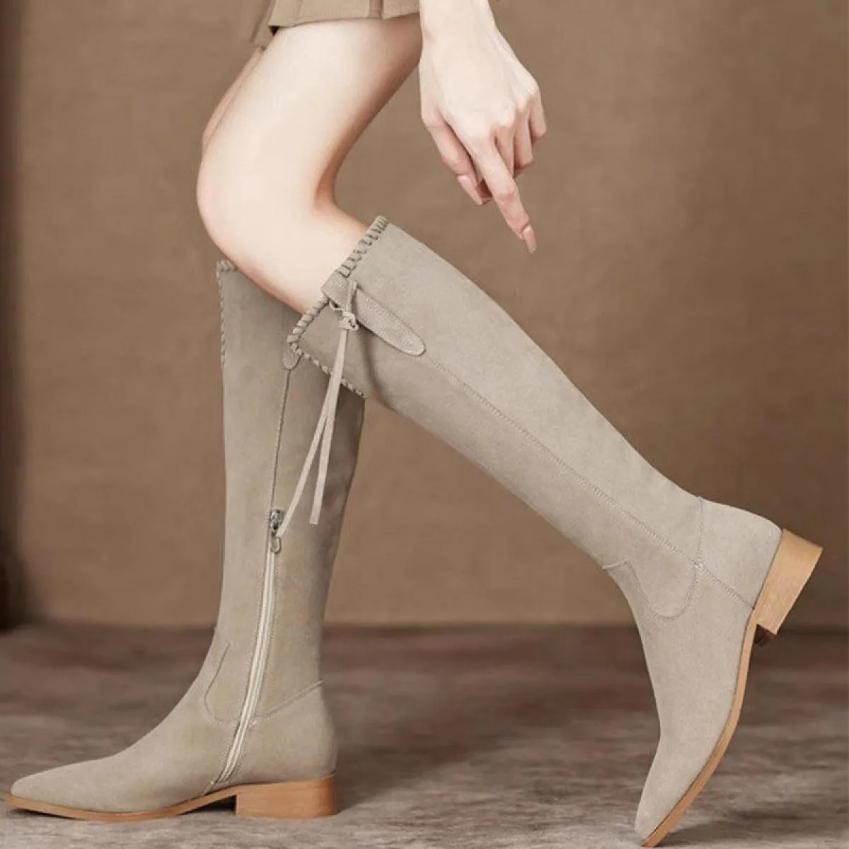 Donna Inverno Tacco medio Scarpe alte al ginocchio Stivali da moto in pelle scamosciata moda 2023 Nuova tendenza Goth Stivali Ch