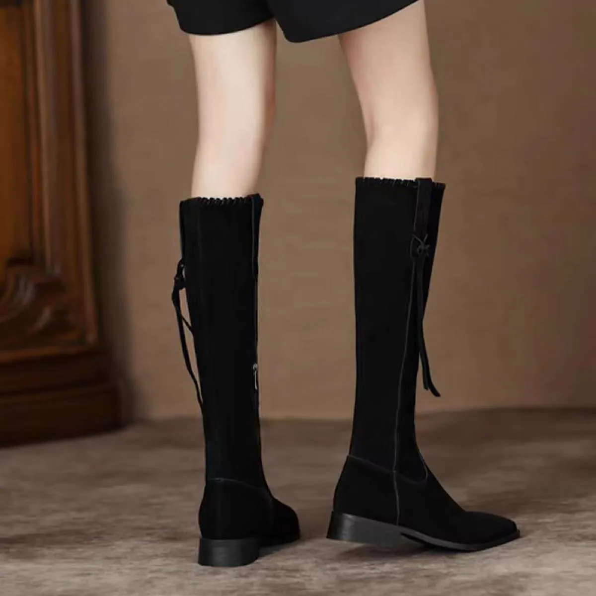 Donna Inverno Tacco medio Scarpe alte al ginocchio Stivali da moto in pelle scamosciata moda 2023 Nuova tendenza Goth Stivali Ch