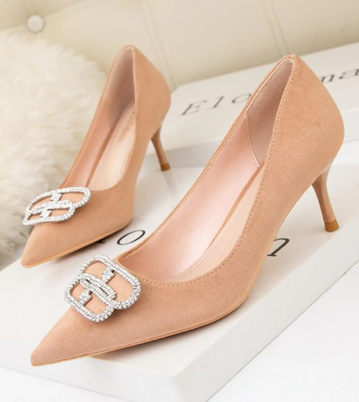 Décolleté da donna Tacchi alti Lady Pelle scamosciata Fibbia quadrata in cristallo Spessa con scarpe singole a punta autunnali M