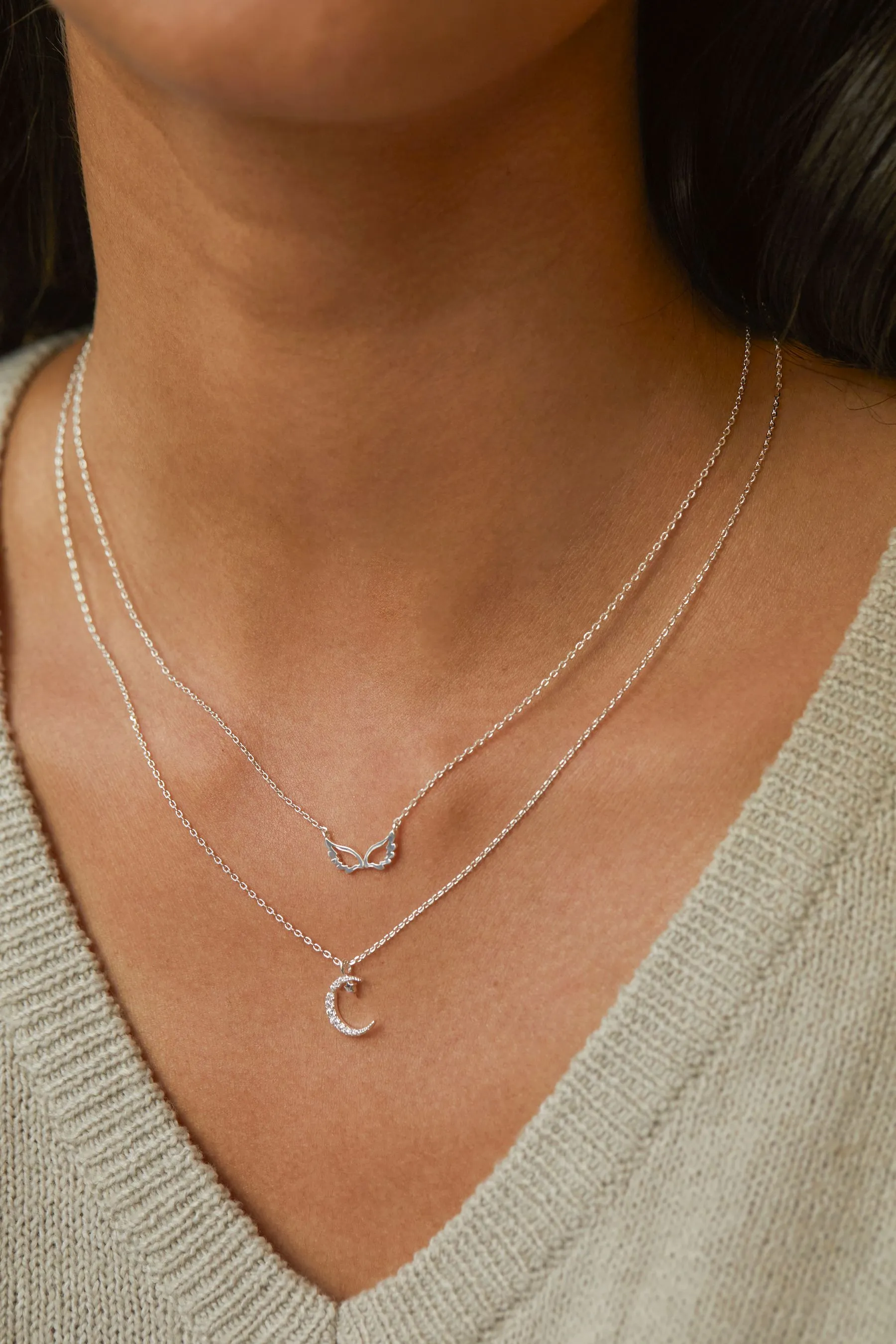 Estella Bartlett - Collana con luna e stella