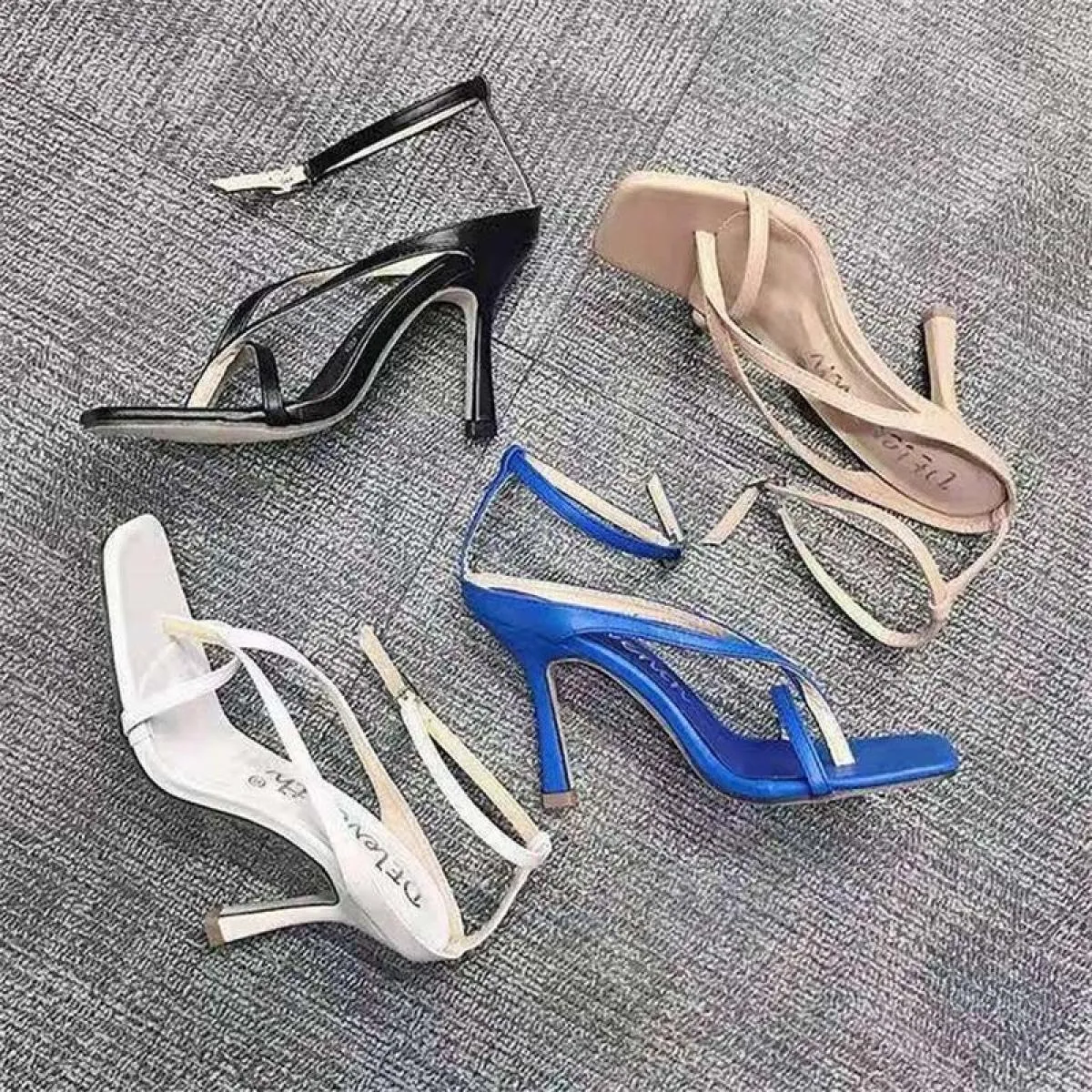 Europa Più Il Formato 43 Sandali Delle Donne di Estate 2022 di Nuovo Modo Punta Quadrata Tacchi a Spillo Scarpe da Donna Infradi