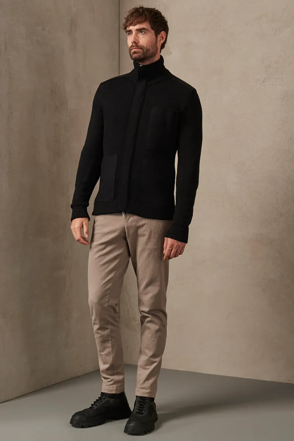 Knitted Wool Zip Up Black