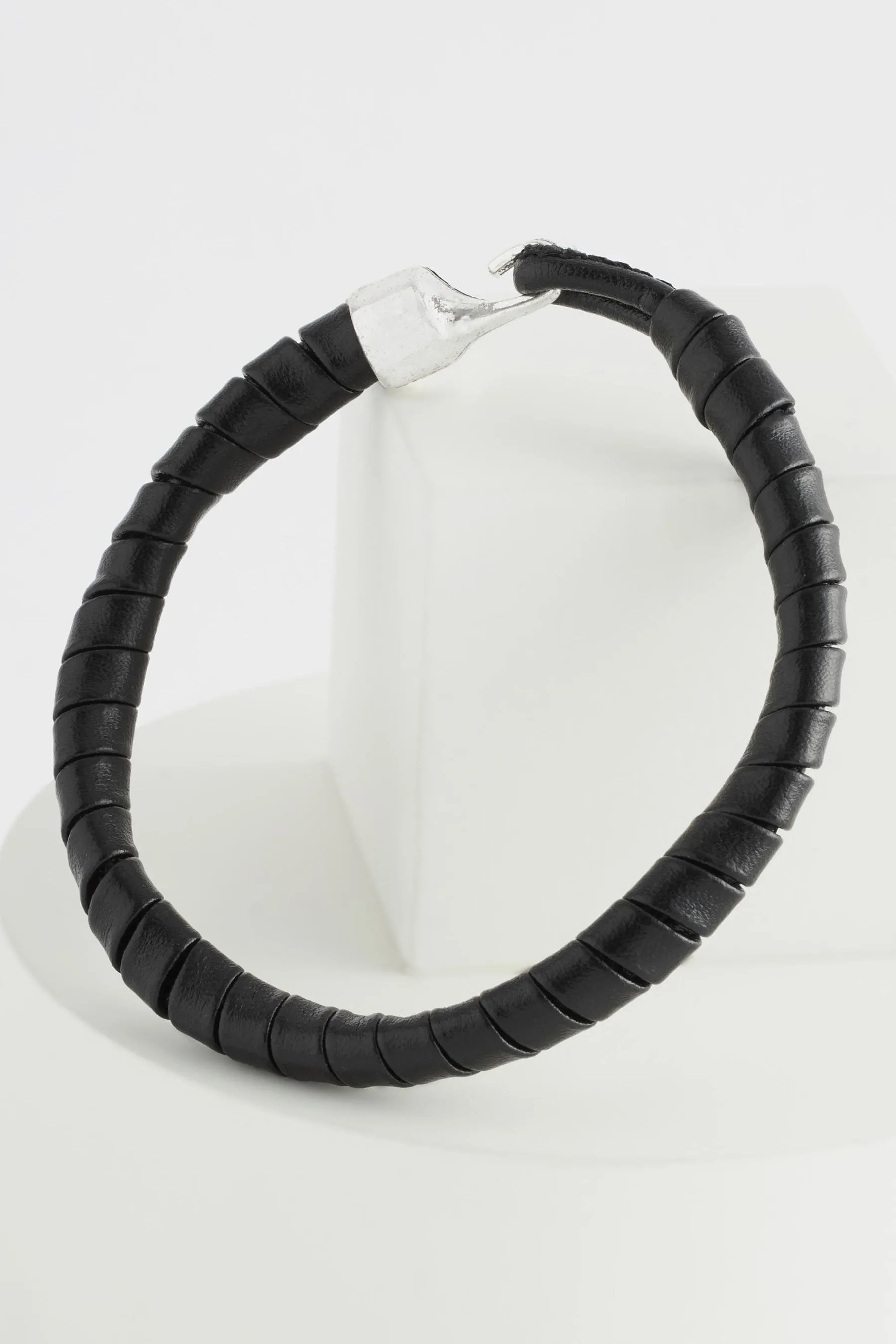 Nero  - Bracciale in pelle con corda