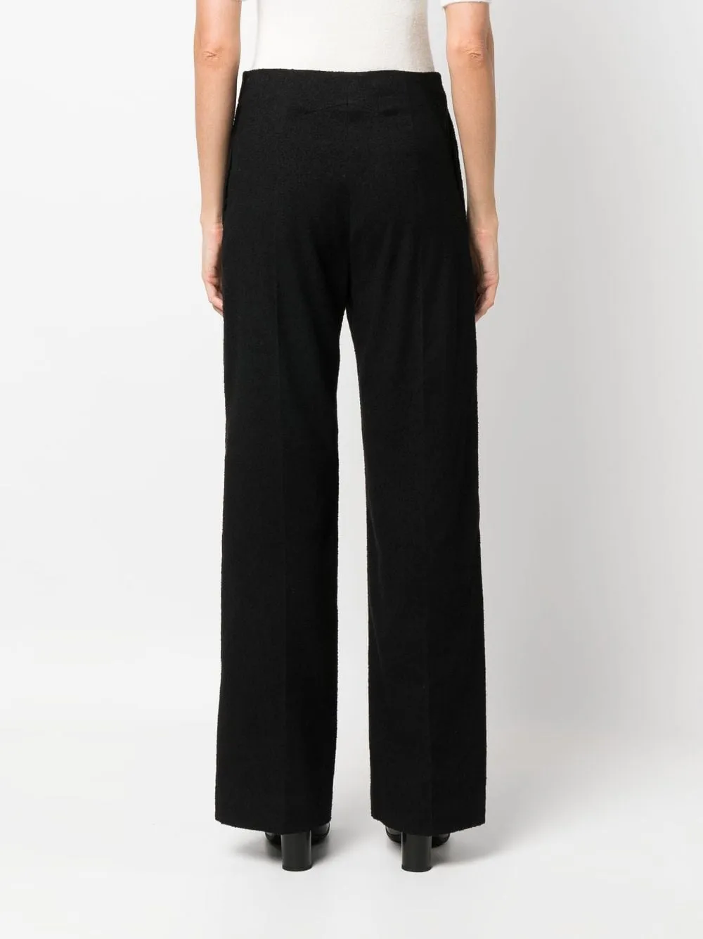 pantalone con gamba larga