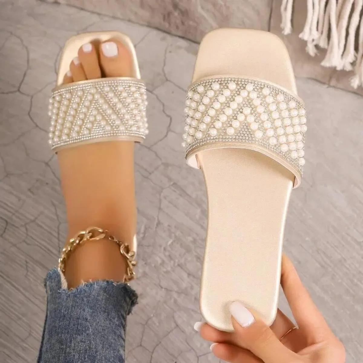 Pantofole con punta quadrata da donna casual in tinta unita con punta aperta e nuova moda estiva