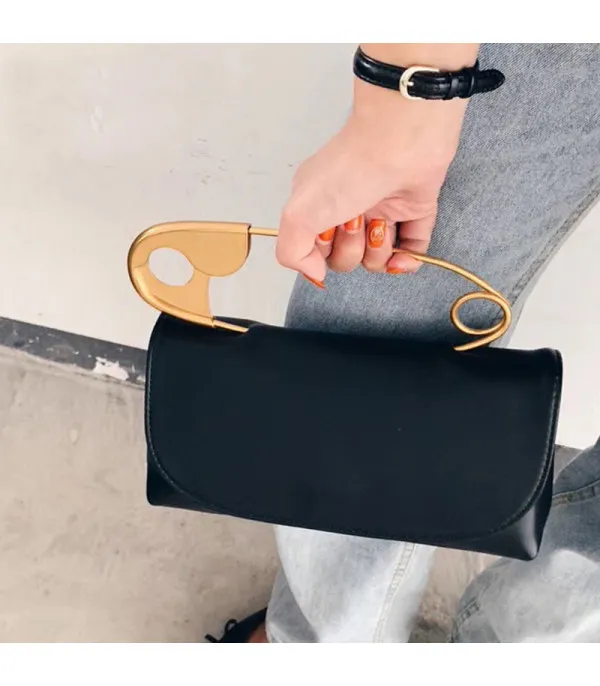 Pochette maxi spilla
