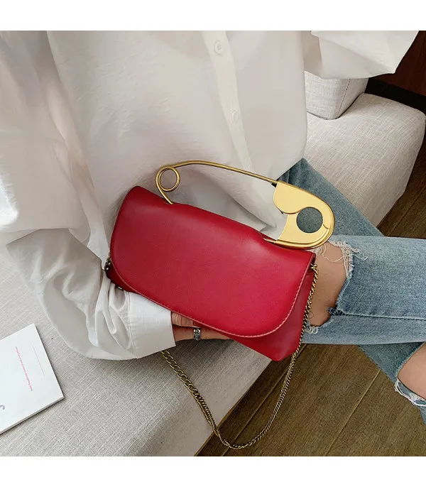 Pochette maxi spilla