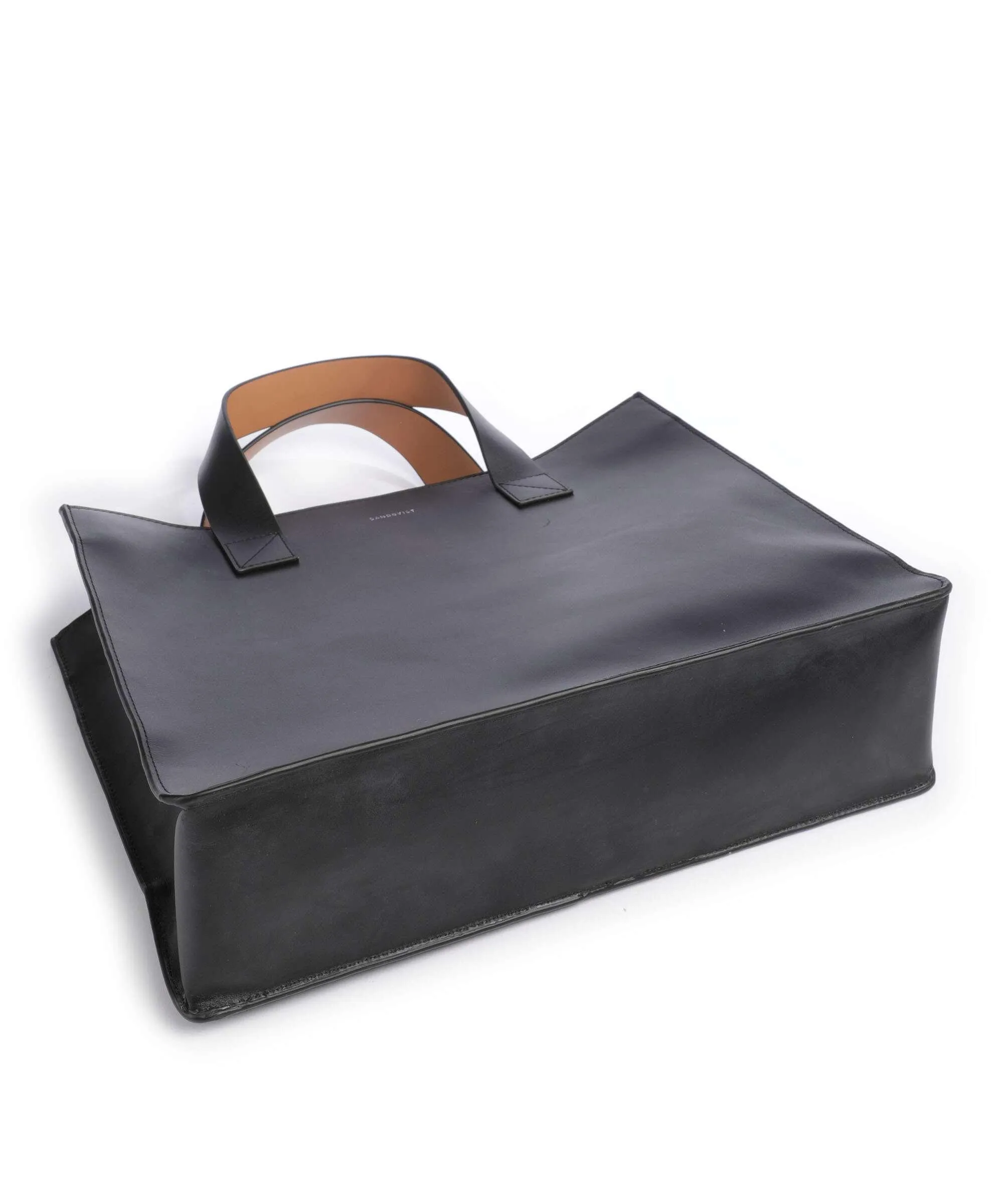 Sandqvist Leather Classics Edie Borsa a mano pelle a grana fine nero  