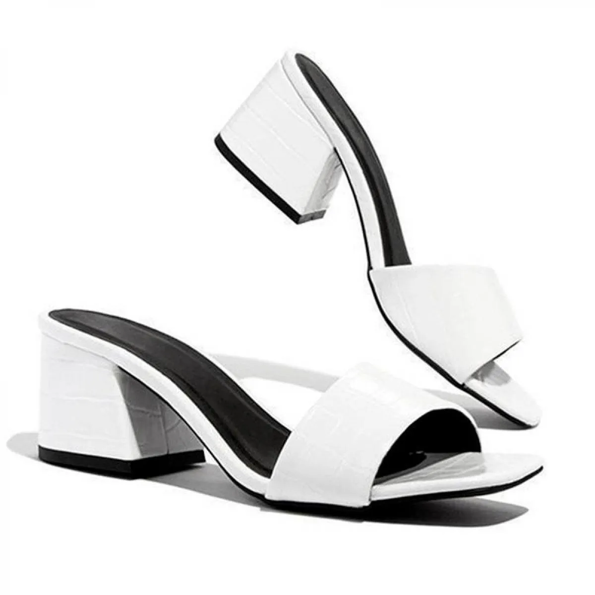 Sconti pantofole da donna scarpe da donna con tacco alto alla moda 2022 ciabatte estive con tacco quadrato per donne scarpe tagl