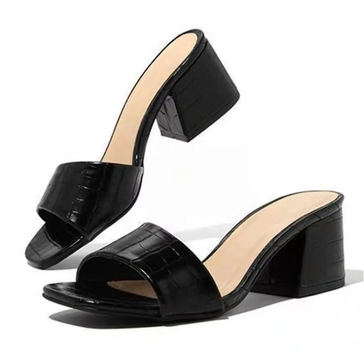 Sconti pantofole da donna scarpe da donna con tacco alto alla moda 2022 ciabatte estive con tacco quadrato per donne scarpe tagl