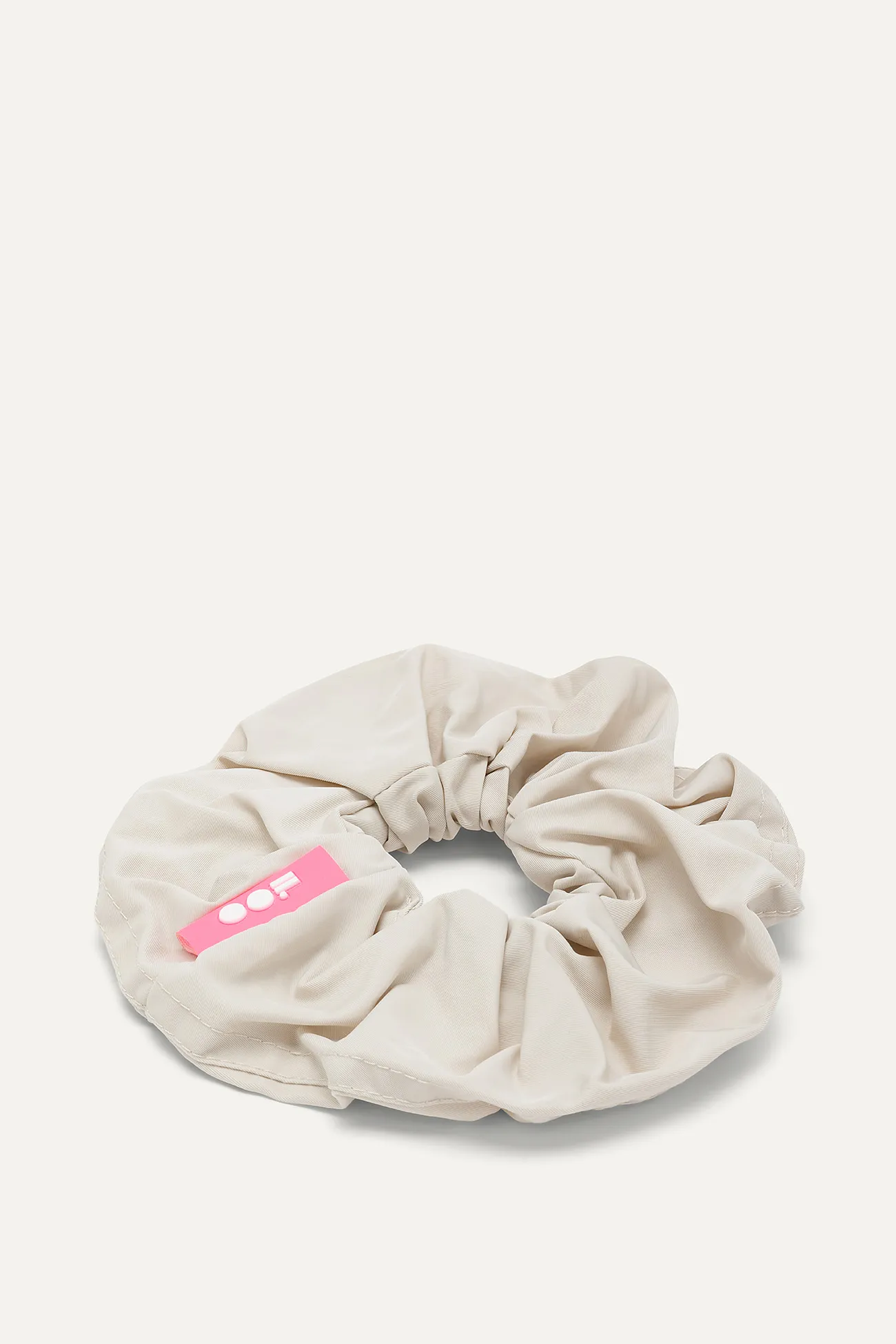 SCRUNCHIE IN NYLON MEMORY 2006 - CREMA