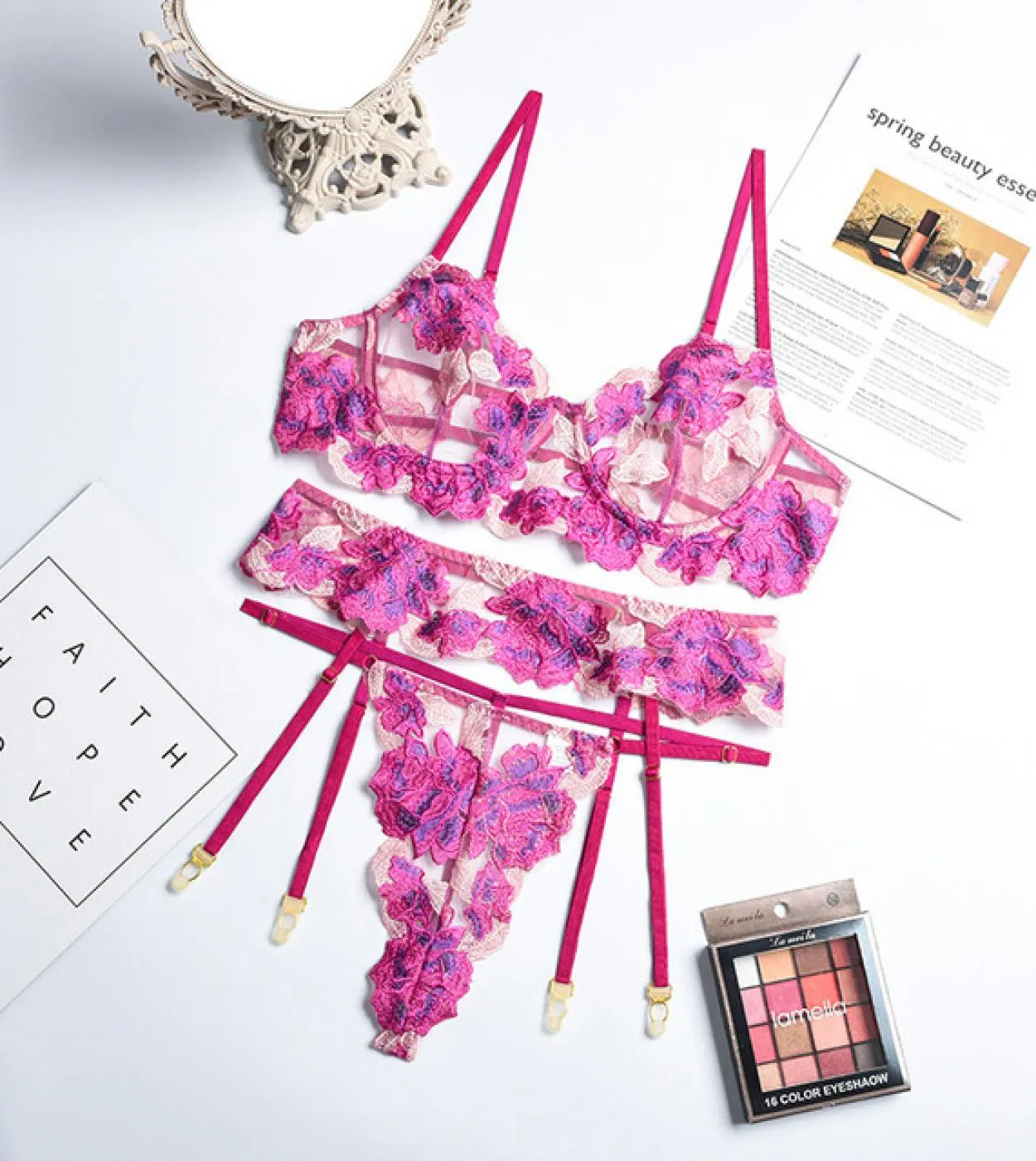 Set reggiseno in pizzo ricamato a 3 pezzi Set reggiseno floreale da donna con ferretto  set intimo perizoma Set di biancheria i