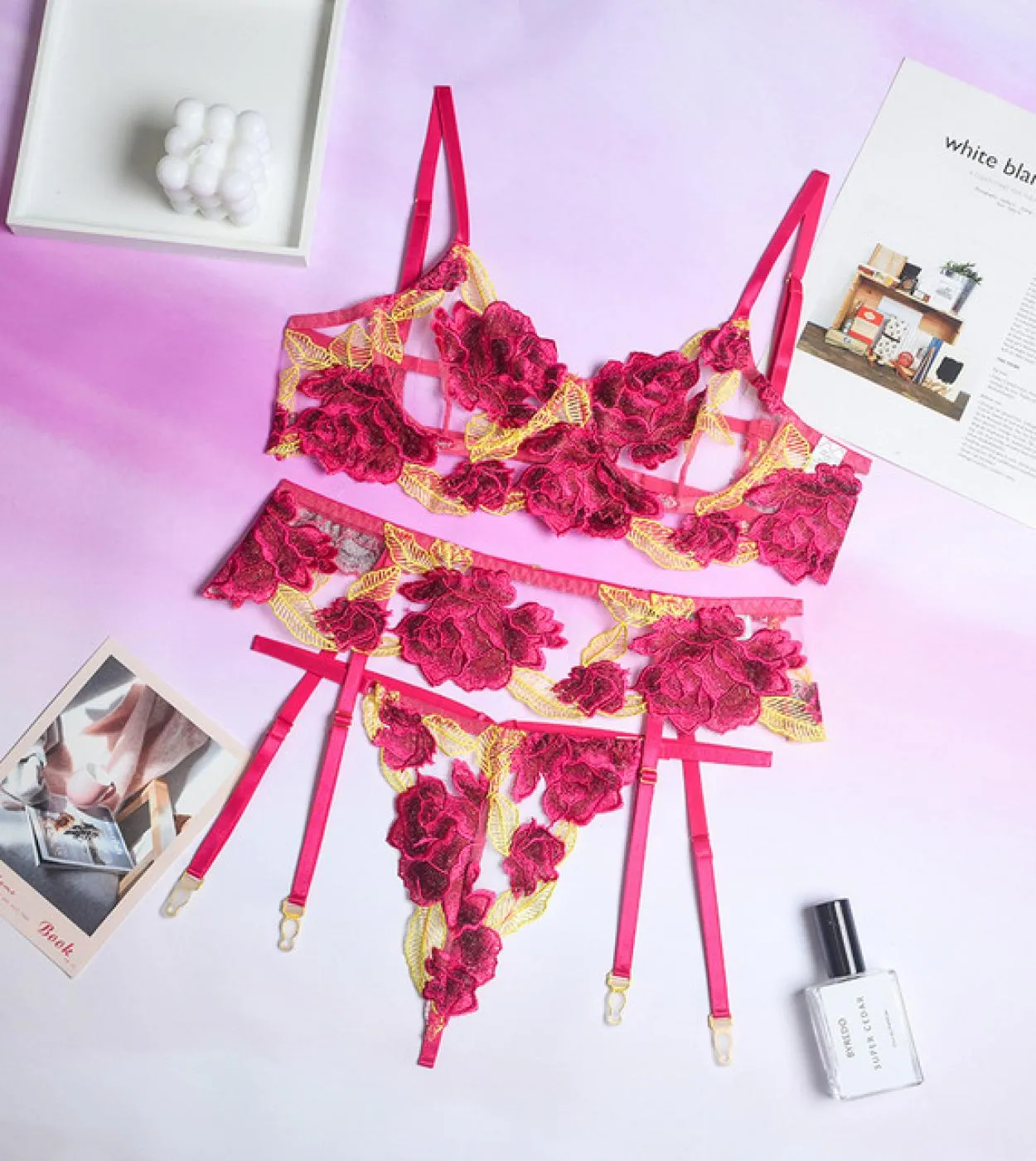 Set reggiseno in pizzo ricamato a 3 pezzi Set reggiseno floreale da donna con ferretto  set intimo perizoma Set di biancheria i