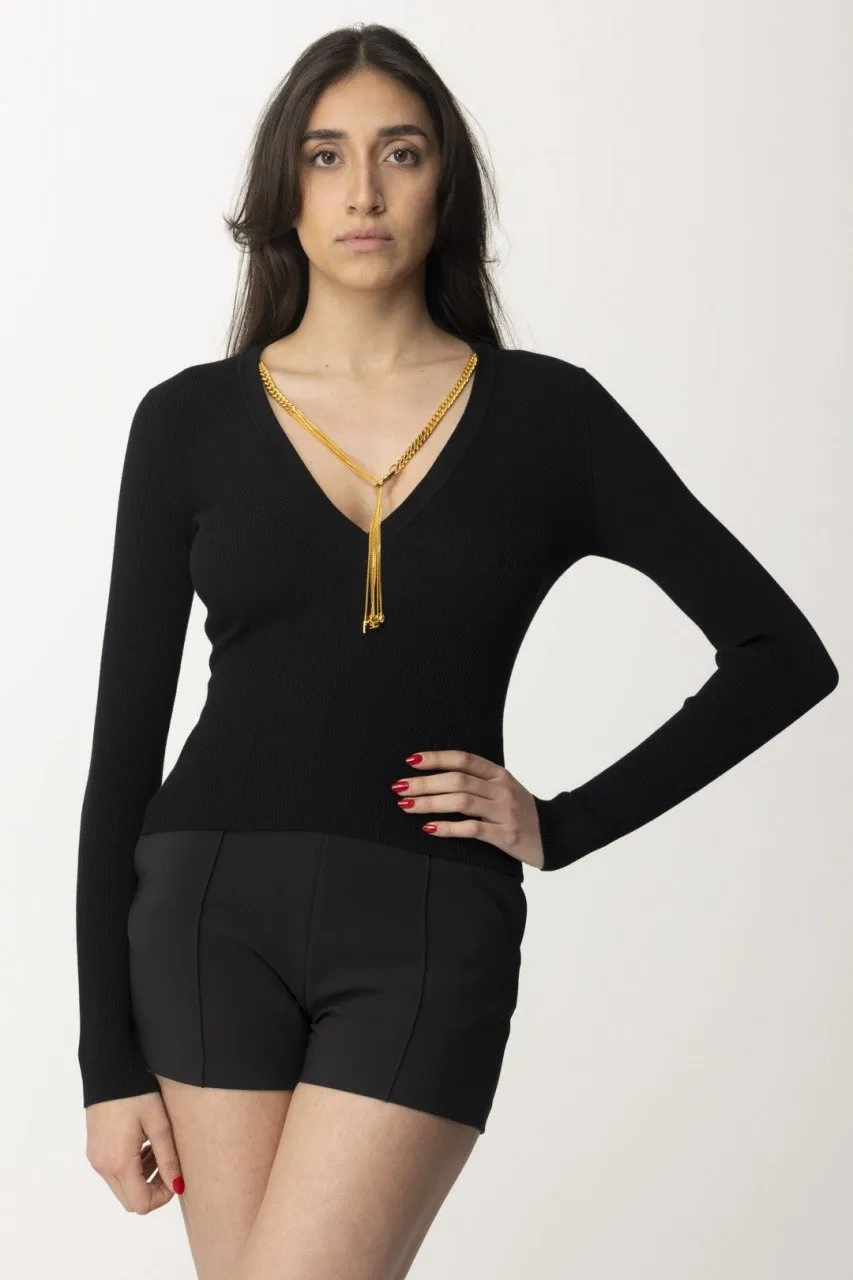 Top a a costine con collana Nero