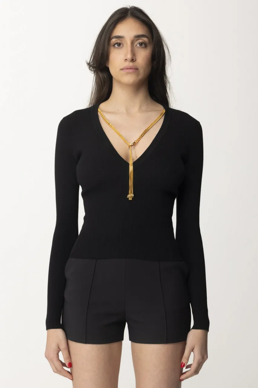 Top a a costine con collana Nero