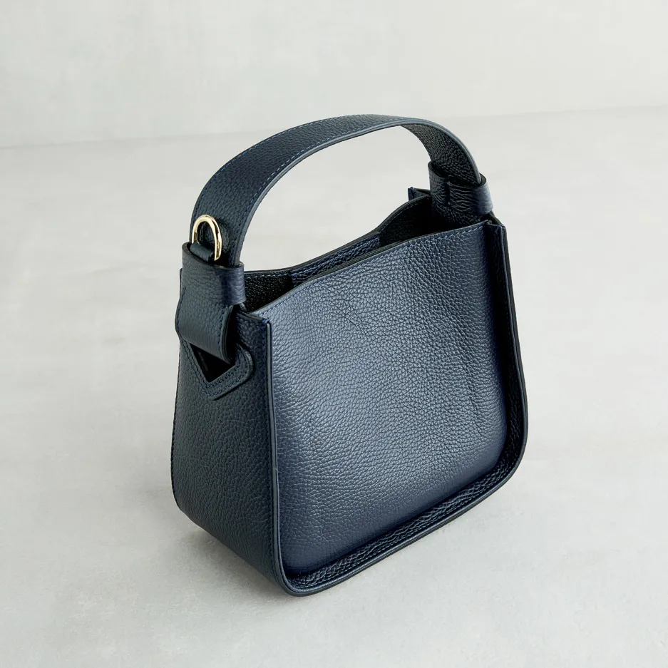 V-Bag in Pelle Blu
