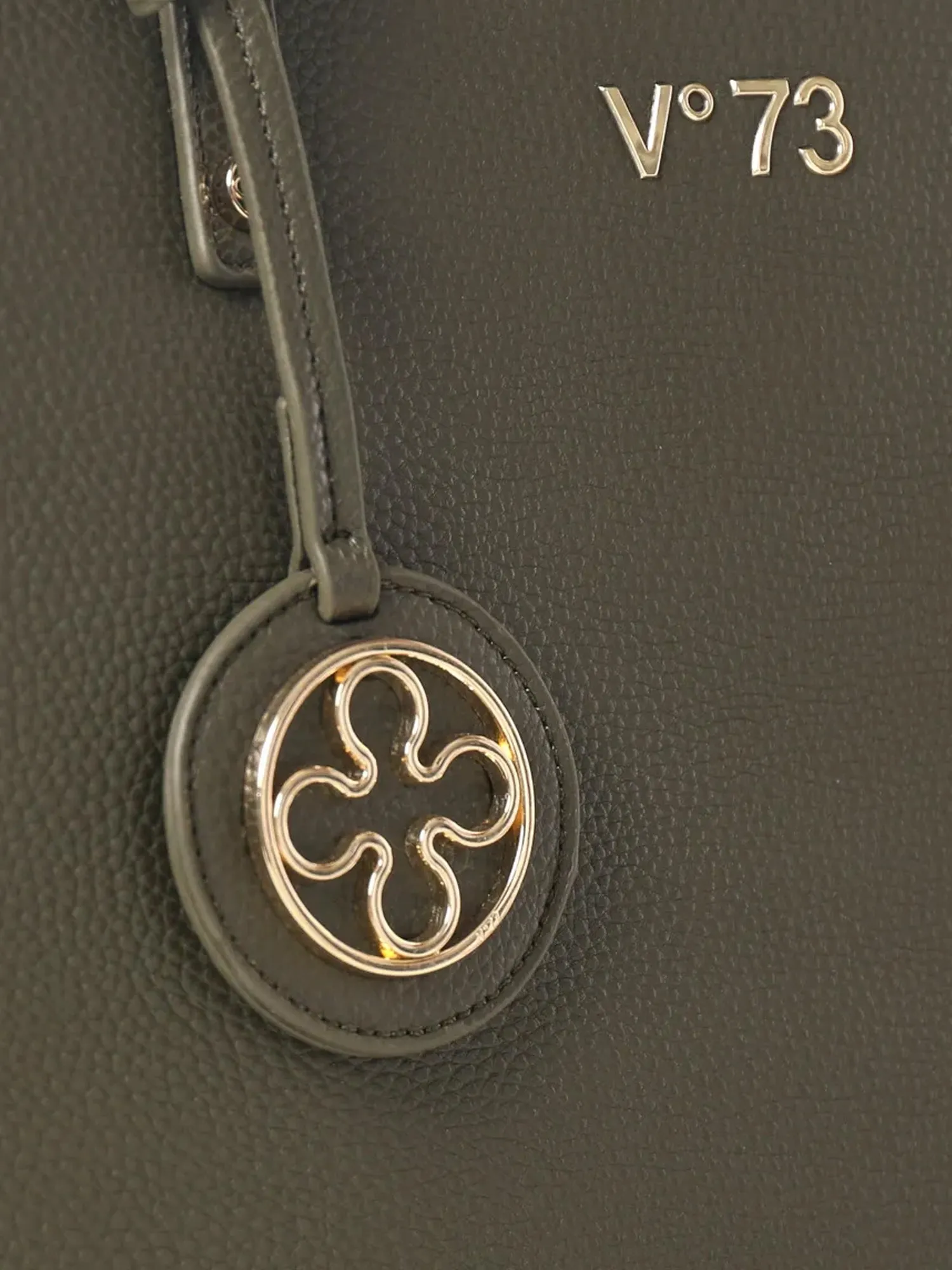 V73 Shopper 73BS6UI01